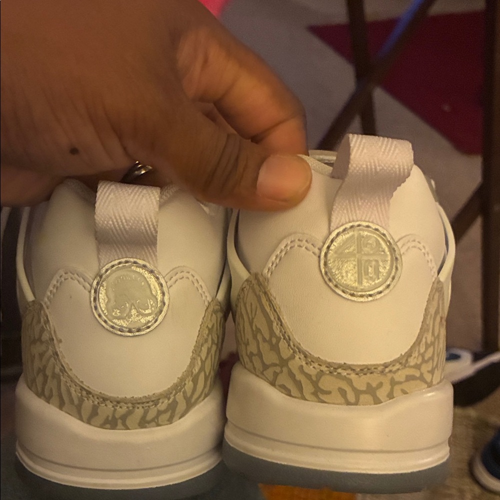 Jordan Kids White and Beige Patterned Sneakers